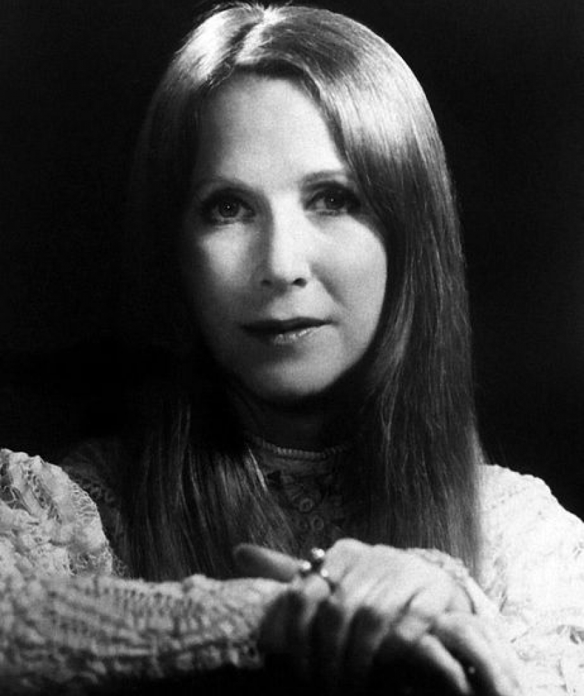 Julie Harris