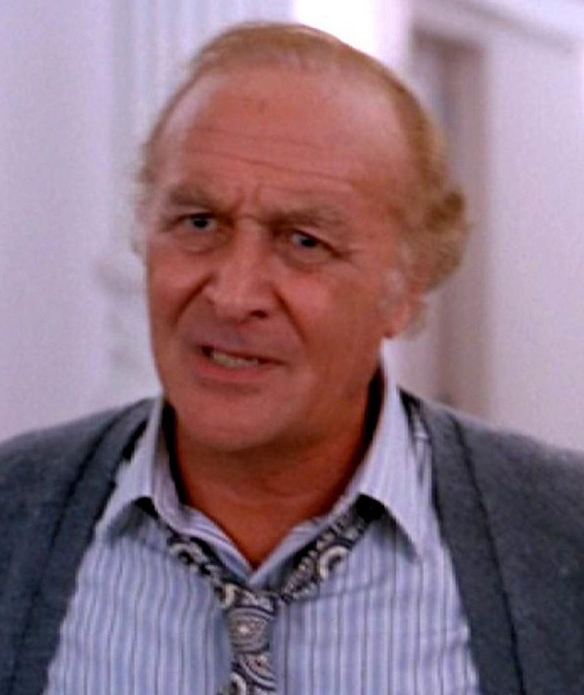 Robert Loggia